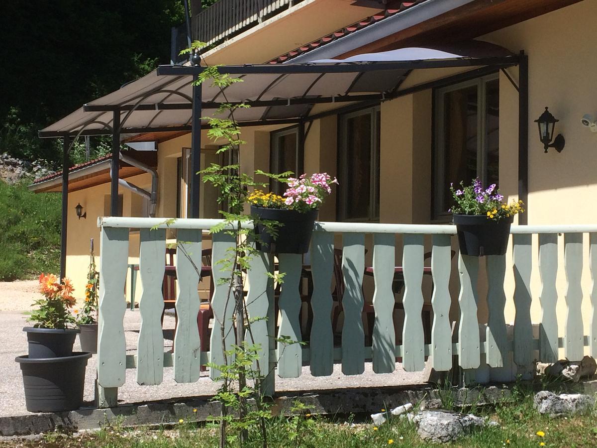 Village Vacances Le Grepillon 레루스 외부 사진